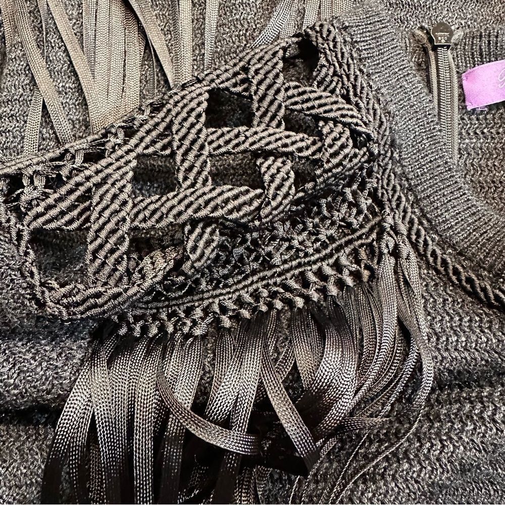 Ralph Lauren Collection Black Silk Hand Knit Fringe Trimmed Long Sleeve Sweater - Picture 15 of 16